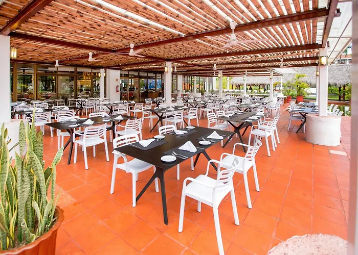 Meliá Puerto Vallarta – All Inclusive