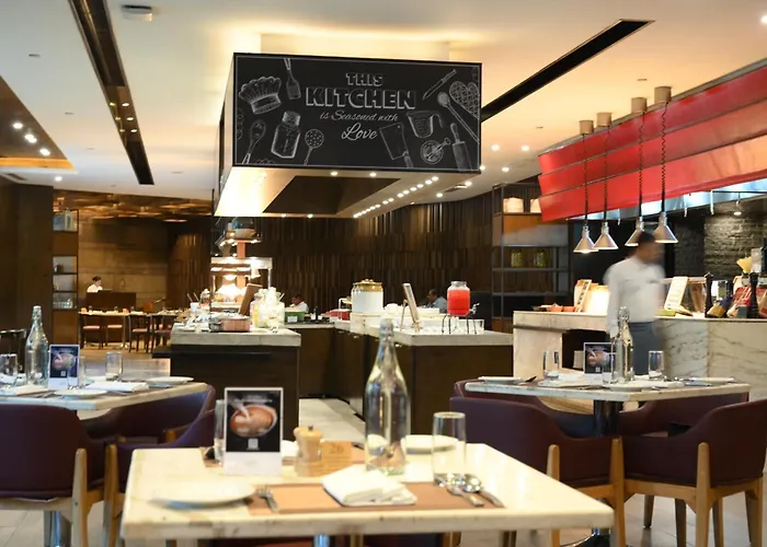 Courtyard By Marriott Gurugram Downtown