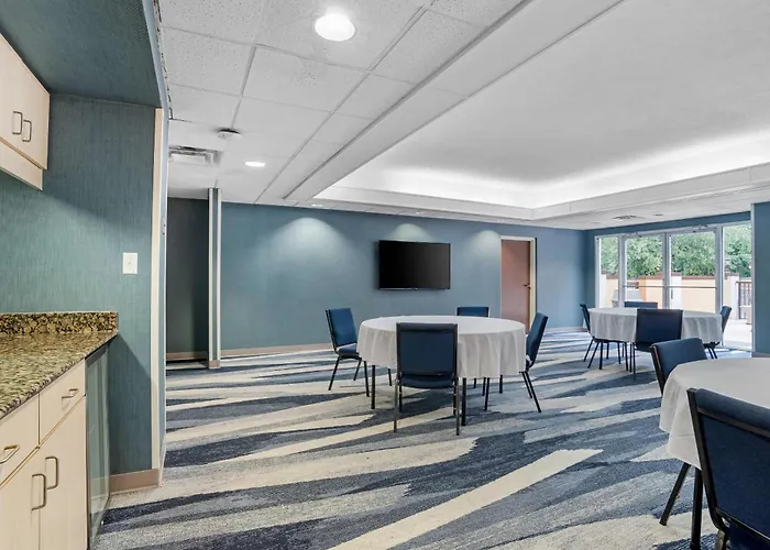 Comfort Suites Gastonia - Charlotte