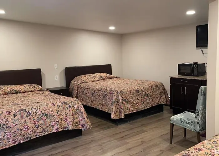 Kluane Park Inn
