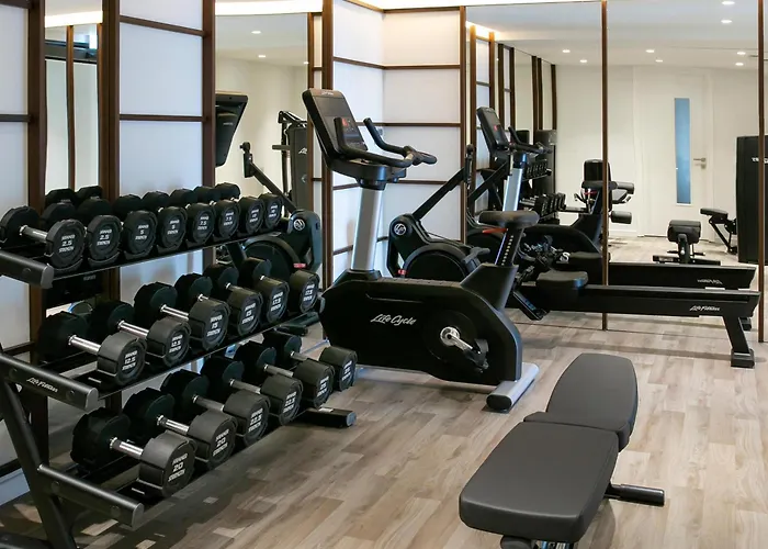 Mercure Larnaca Beach Resort