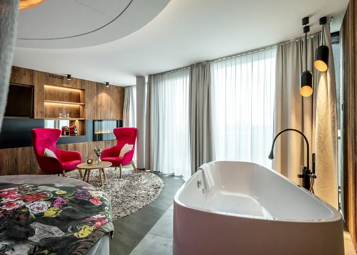 Hüttenhof - Wellnesshotel&Luxus-Bergchalets - Adults only