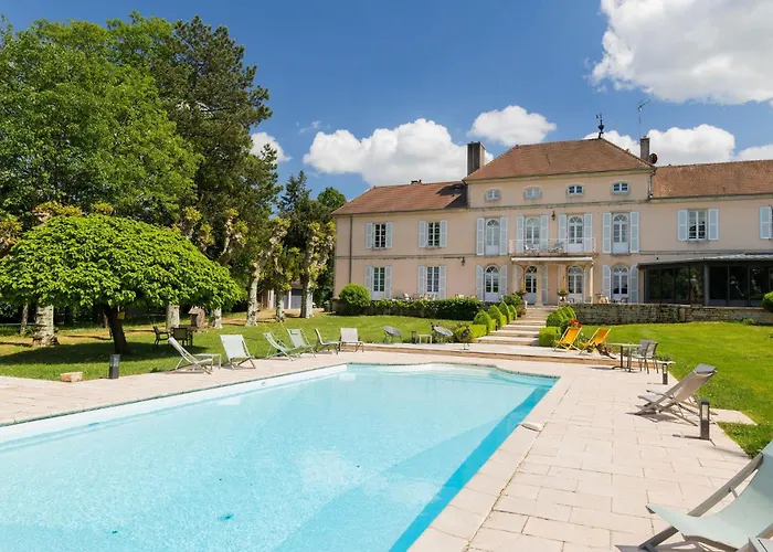 Chateau Du Mont Joly Sampans