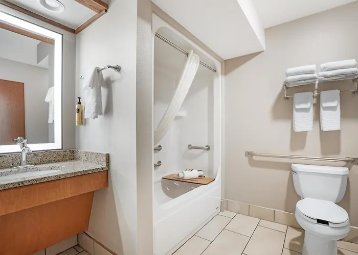Best Western Plus Grantree Inn