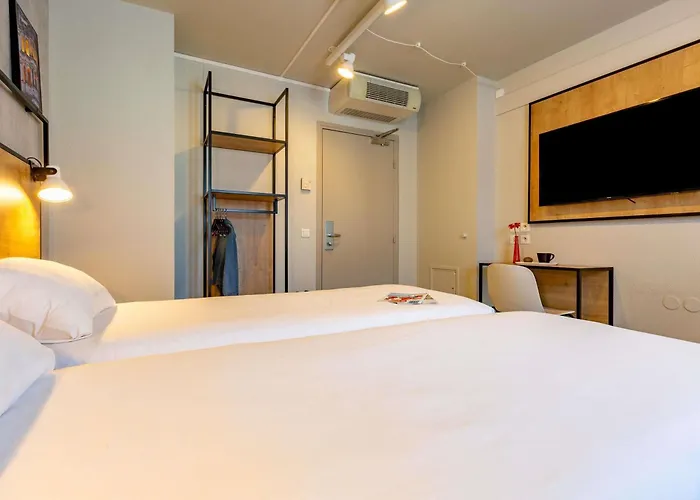 ibis Blois Centre Château