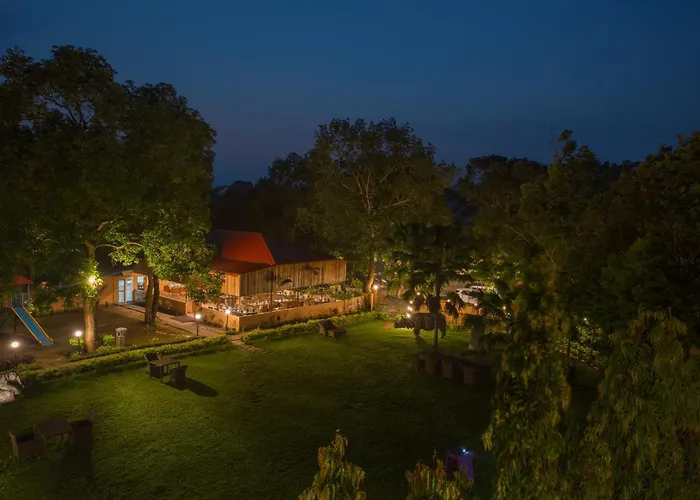 Summit Green Lake Tea Resort & Spa Jakhalabandha