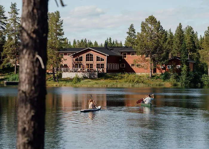 Pinetree Lodge