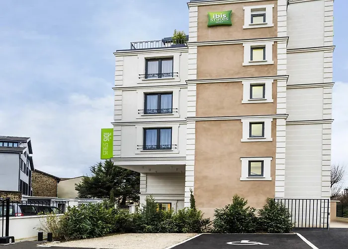 Ibis Styles Clamart Gare Grand Paris