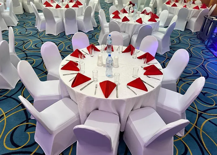 Oryx Grand Hotel Jebel Hafeet