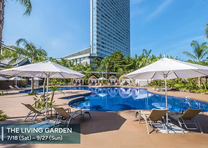Phoenix Seagaia Ocean Tower