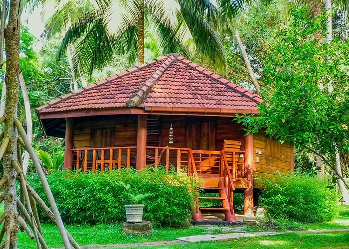 Palm Paradise Cabanas & Villas Beach Resort