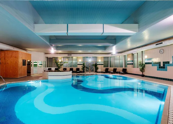 Mercure Court