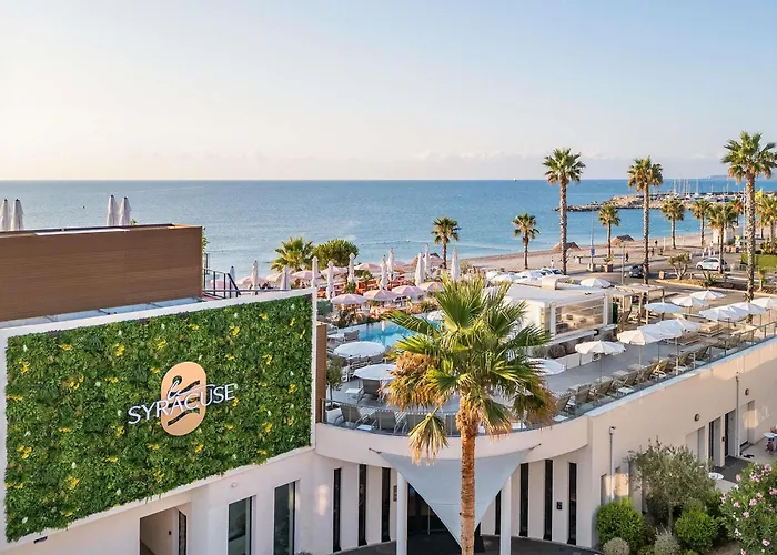 Mercure Villeneuve Loubet Plage