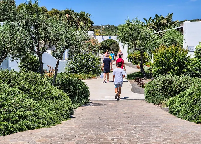Mari Del Sud Resort