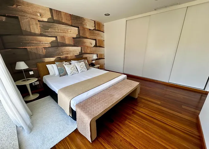 Lbv House Hotel