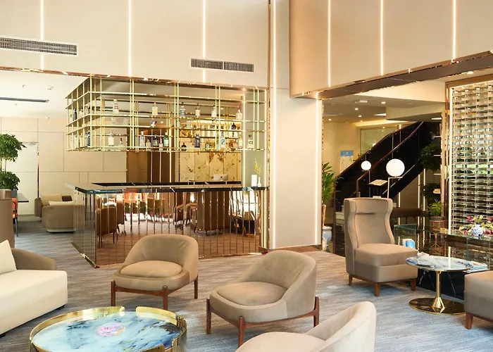 G8 Center Hotel Pasteur
