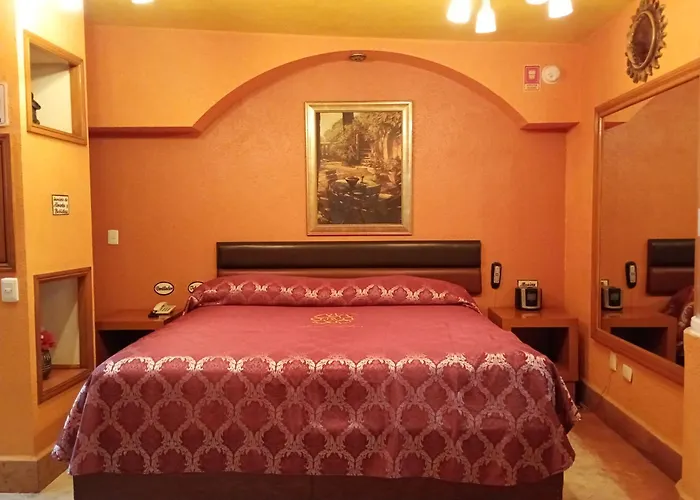 Hotel Real Azteca