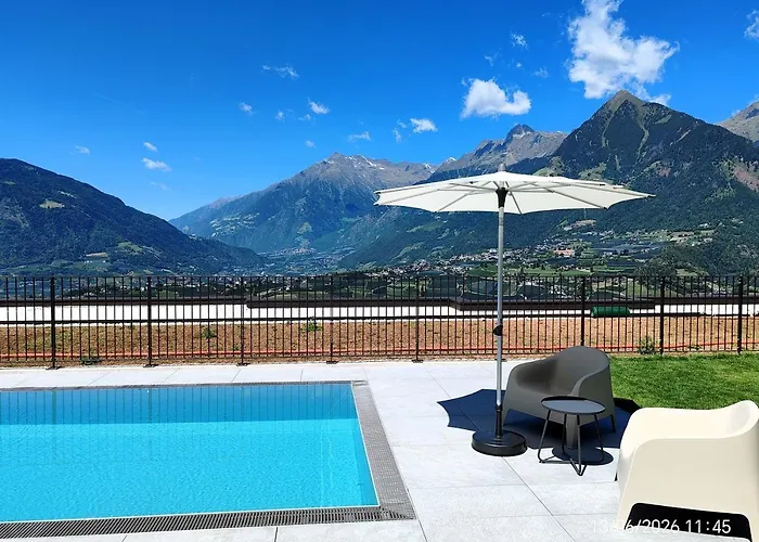 Schenna Garni Eden Bed & Breakfast