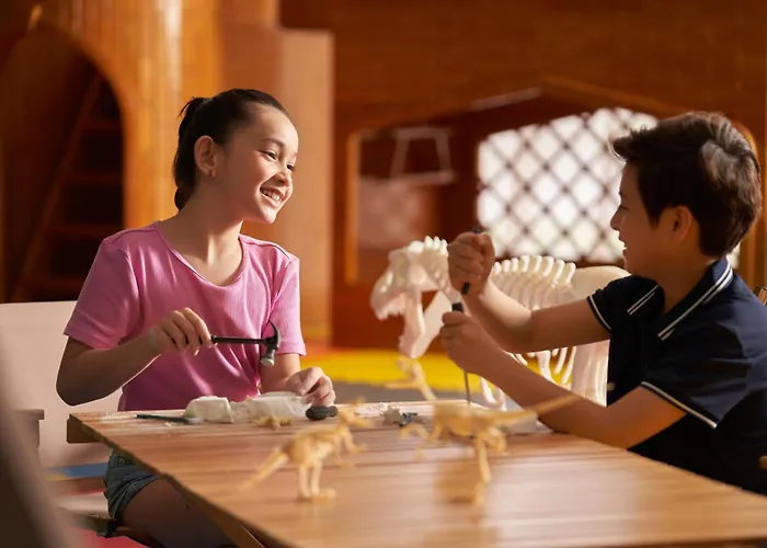 Nha Trang Marriott Resort & Spa, Hon Tre Island