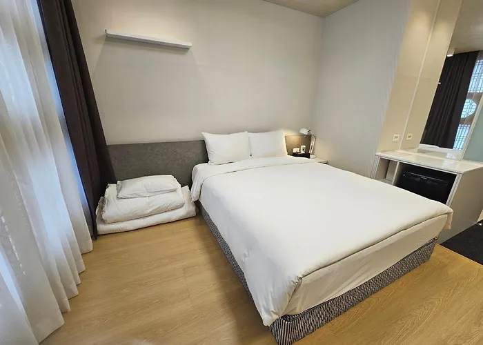 Grand City Hotel Changwon