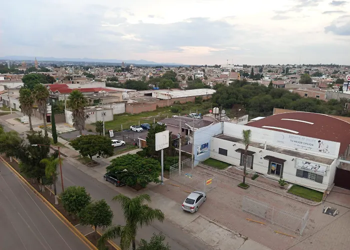 Aberdeen Hotel Dolores Hidalgo