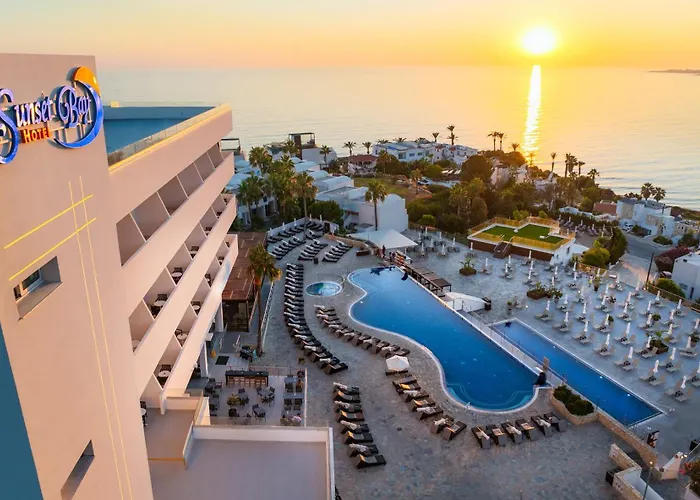 Theo Sunset Bay Hotel