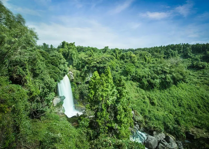 Hidden Cliff Hotel And Nature