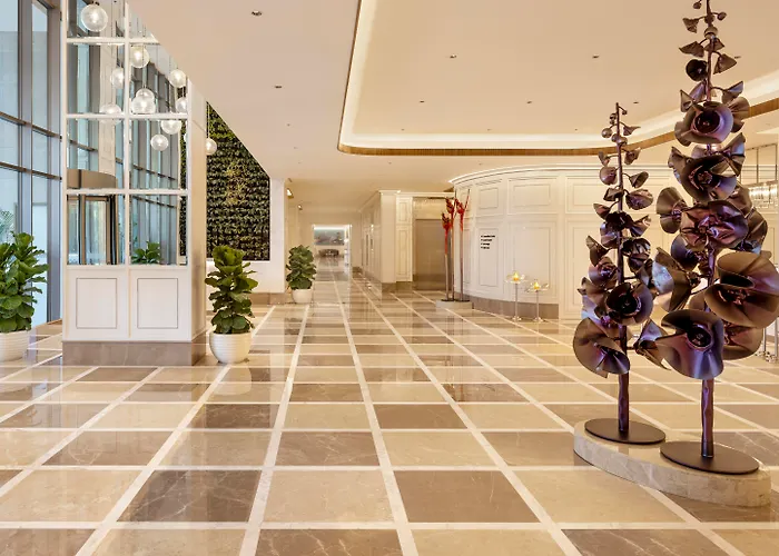 Aurika, Mumbai International Airport - Luxury By Lemon Tree s