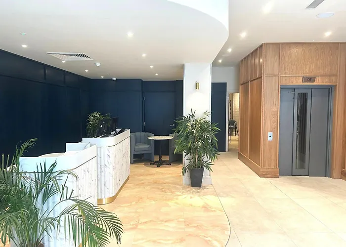 London Bloomsbury Square Hotel By Ihg