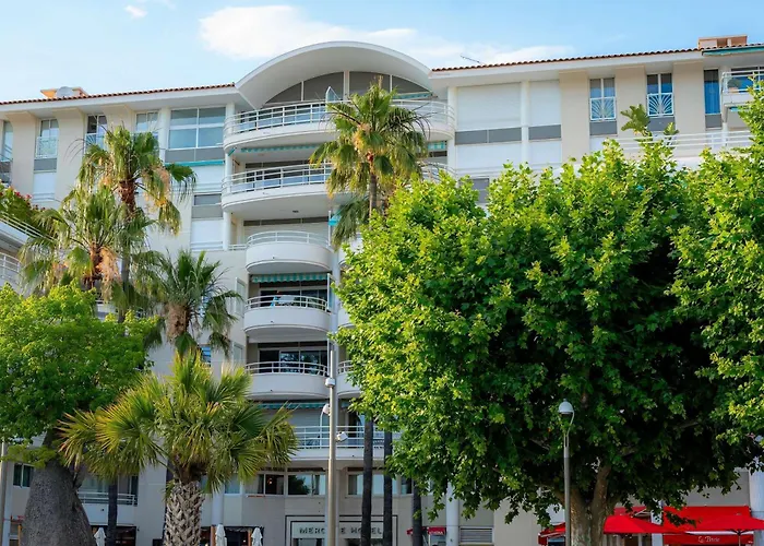 Mercure Saint Raphael Centre