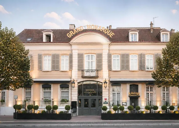 Hotel & Spa Le Grand Monarque, BW Premier Collection