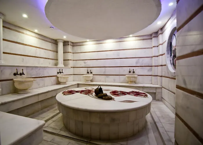 Glorious Hotel