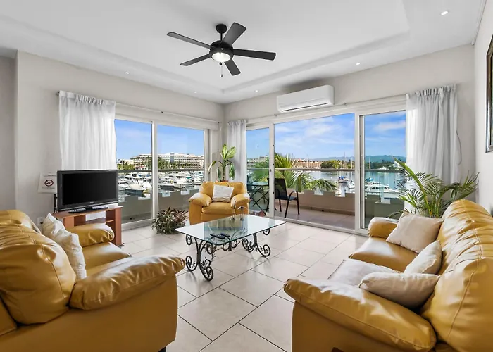 Marina Banderas Suites Hotel Boutique