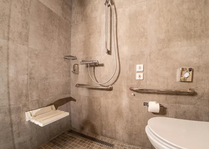 Lignum Hotel