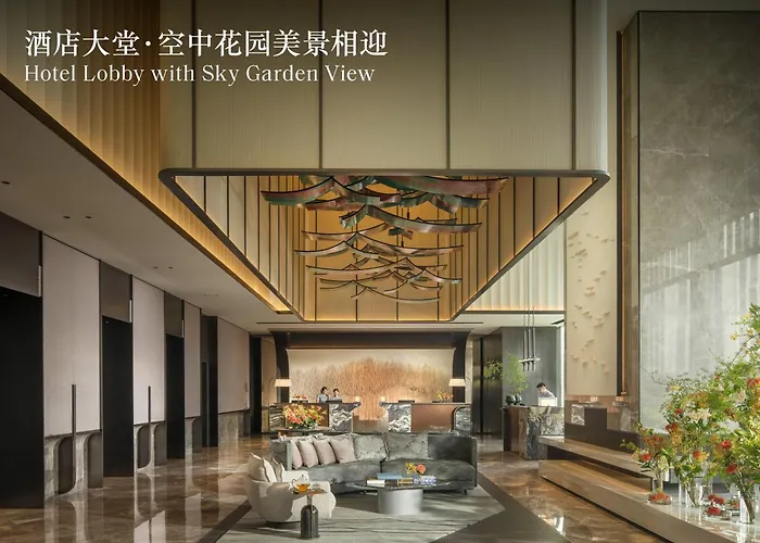 Four Seasons At Centre