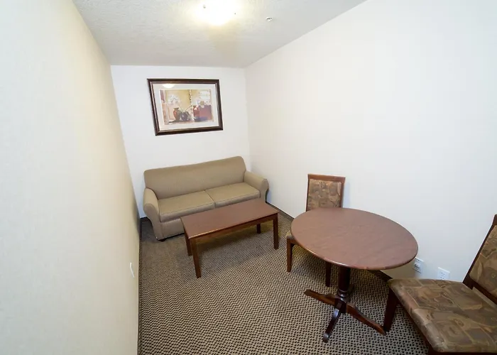 Holiday Inn Express & Suites Drayton Valley By Ihg