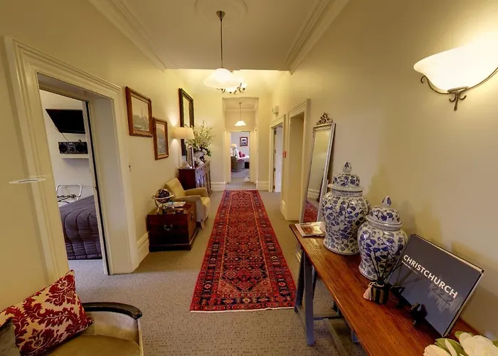 Merivale Manor