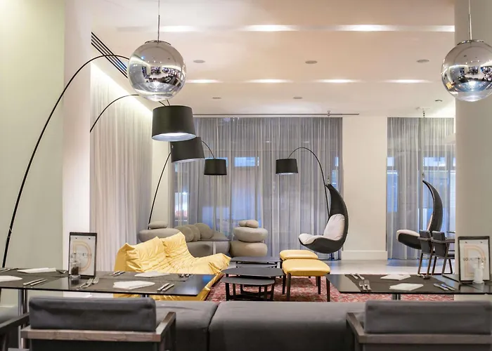 Novotel London