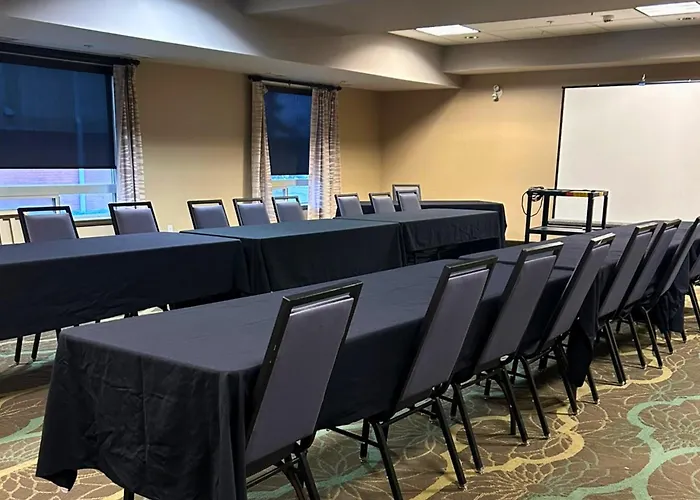 Holiday Inn Express Fort St John By Ihg