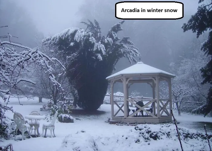 Arcadia Cottages