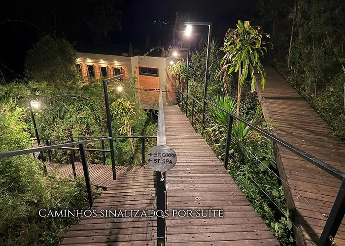 Casa Container 80 - Suites Privativas E Sofisticadas Integradas A Natureza
