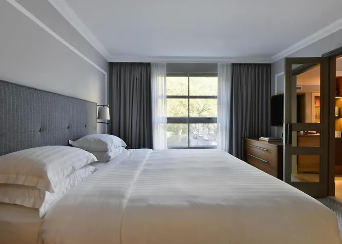 Hyatt Regency - The Churchill