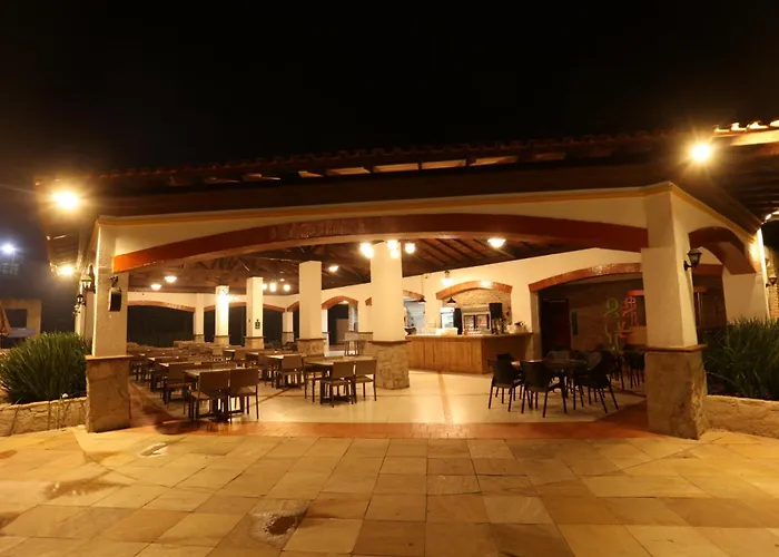 Taua Hotel & Convention Caete