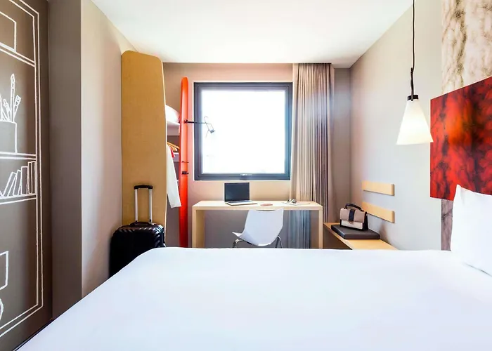 Ibis Tijuana