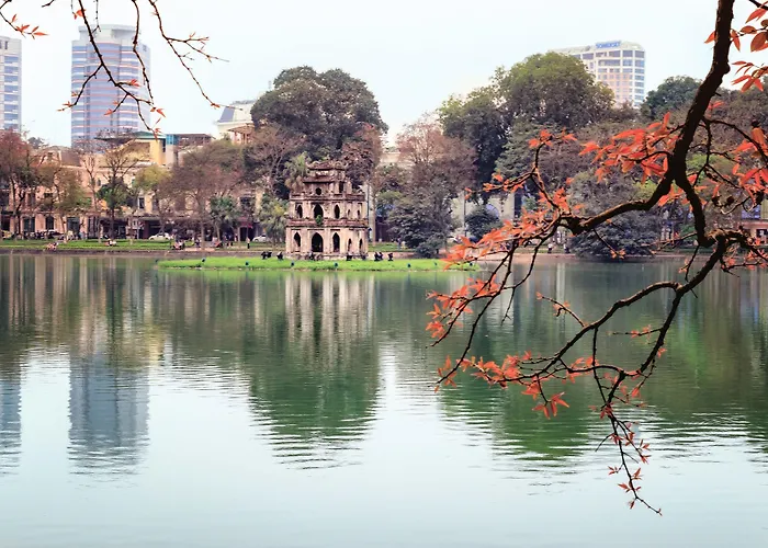 Lucien Hanoi Lakeside & Rooftop