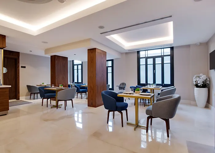 Gleam Collection Hotel