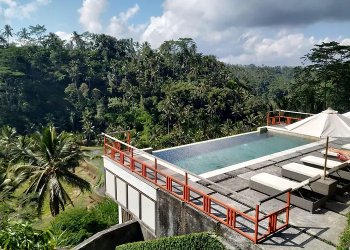 Suarapura Resort & Spa