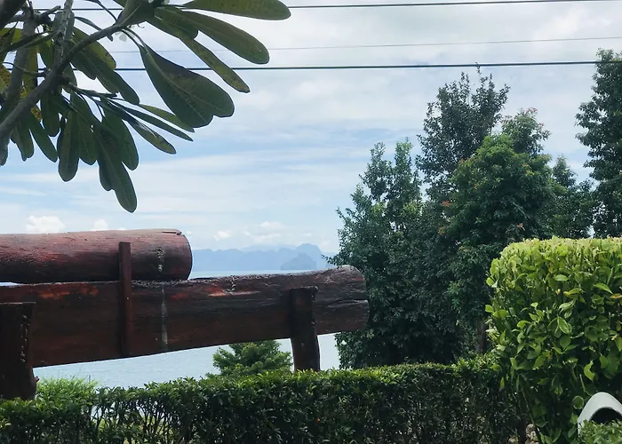 Koh Yao Yai Hillside