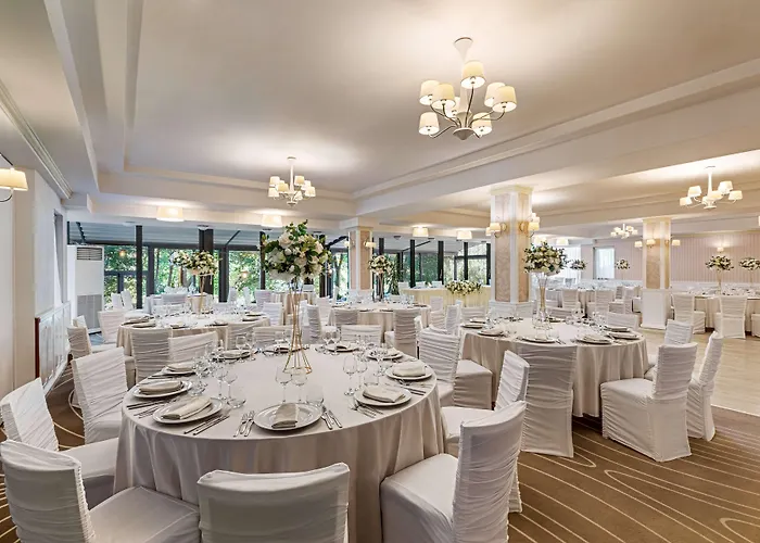 Ramada By Wyndham Slatina Parc