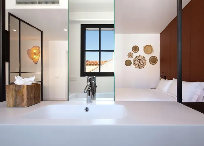 Atocha , Tapestry Collection By Hilton